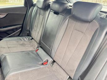 Audi A4 Avant 2.0 TFSI 40 Black Edition S Tronic Euro 6 (s/s) 5dr