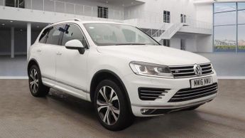 Volkswagen Touareg 3.0 TDI V6 BlueMotion Tech R-Line Tiptronic 4WD Euro 6 (s/s) 5dr