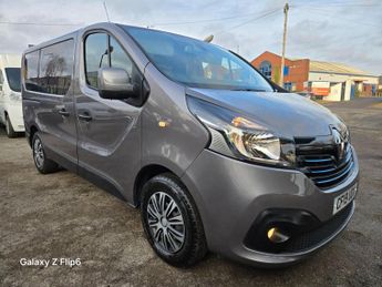 Renault Trafic 1.6 dCi 27 Sport Nav SWB Euro 6 5dr (9 Seat)