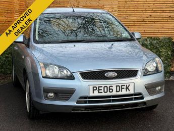 Ford Focus 1.6 Zetec Climate Hatchback 5dr Petrol Manual (161 g/km, 99 bhp)