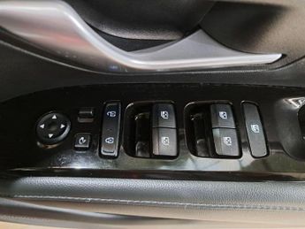 Hyundai TUCSON 1.6 h T-GDi Ultimate Auto Euro 6 (s/s) 5dr