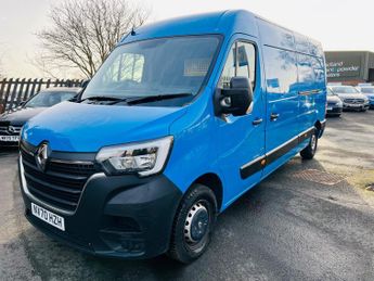 Renault Master 2.3 dCi ENERGY 35 Business FWD LWB Medium Roof Euro 6 (s/s) 4dr