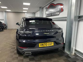 Porsche Cayenne 3.0 V6 E-Hybrid 17.9kWh TiptronicS 4WD Euro 6 (s/s) 5dr (3.6kW C