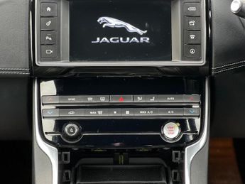 Jaguar XE 2.0d R-Sport Auto Euro 6 (s/s) 4dr