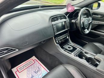 Jaguar XE 2.0d R-Sport Auto Euro 6 (s/s) 4dr