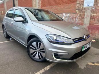 Volkswagen e-Golf 35.8kWh e-Golf Auto 5dr