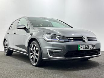 Volkswagen e-Golf 35.8kWh e-Golf Auto 5dr