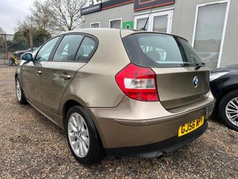 BMW 1 Series 2.0 118i SE Steptronic Euro 4 5dr