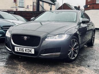 Jaguar XF 2.0d Portfolio Auto Euro 6 (s/s) 4dr