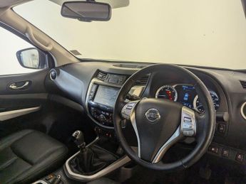Nissan Navara 2.3 dCi Tekna 4WD Euro 6 (s/s) 4dr