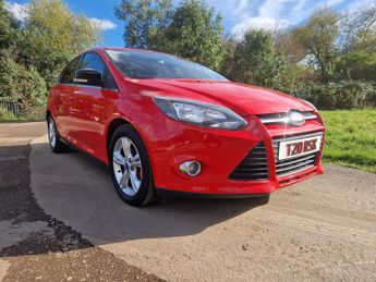 Ford Focus 1.0T EcoBoost Zetec Euro 5 (s/s) 5dr