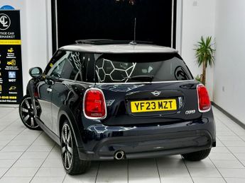 MINI Hatch 1.5 Cooper Exclusive Steptronic Euro 6 (s/s) 3dr