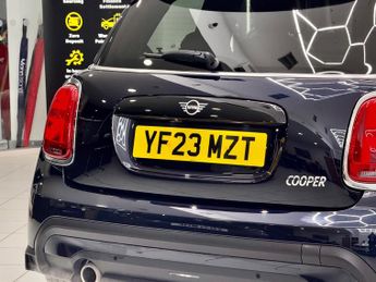 MINI Hatch 1.5 Cooper Exclusive Steptronic Euro 6 (s/s) 3dr