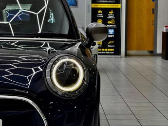 MINI Hatch 1.5 Cooper Exclusive Steptronic Euro 6 (s/s) 3dr