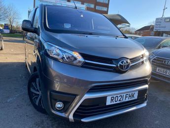 Toyota Proace 2.0D Family Compact MPV Auto SWB Euro 6 (s/s) 5dr (8 Seat)