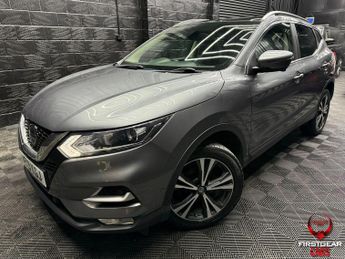 Nissan Qashqai 1.3 DIG-T N-Connecta Euro 6 (s/s) 5dr