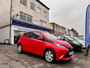 Toyota AYGO 1.0 VVT-i x-play x-shift Euro 6 5dr