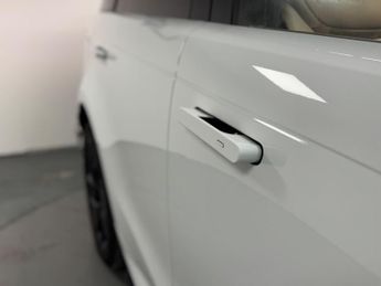 Land Rover Range Rover Sport 3.0 P440e 38.2kWh Autobiography Auto 4WD Euro 6 (s/s) 5dr