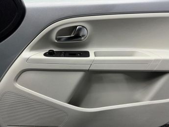 Volkswagen e-up! 18.7kWh e-up! Auto 5dr