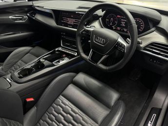 Audi e-tron GT 93.4kWh Vorsprung Auto quattro 4dr