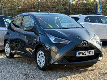 Toyota AYGO 1.0 VVT-i x-play Euro 6 5dr