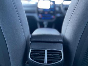 Hyundai IONIQ 1.6 h-GDi Premium DCT Euro 6 (s/s) 5dr