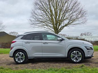 Hyundai KONA 64kWh Premium Auto 5dr (10.5kW Charger)