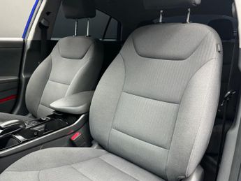 Hyundai IONIQ 38.3kWh Premium Auto 5dr
