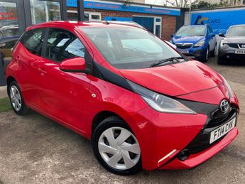 Toyota AYGO 1.0 VVT-i x-play Euro 5 5dr Euro 5