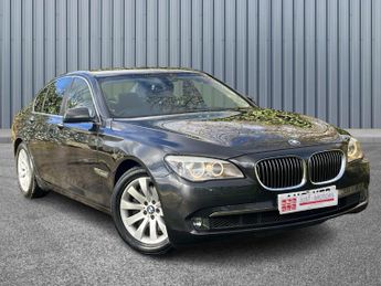 BMW 730 3.0 730d SE Luxury Edition Auto Euro 5 4dr