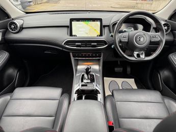 MG MG HS 1.5 T-GDI 16.6 kWh Excite Auto Euro 6 (s/s) 5dr