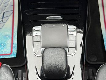 Mercedes-Benz CLA 2.0 CLA220d AMG Line (Premium) Coupe 8G-DCT Euro 6 (s/s) 4dr