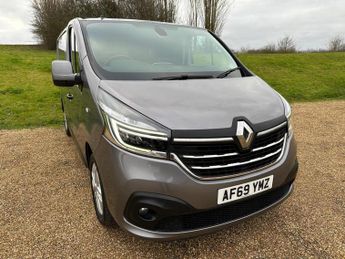 Renault Trafic 2.0 dCi ENERGY 28 Sport Nav SWB Standard Roof Euro 6 (s/s) 5dr