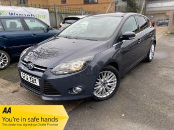 Ford Focus 1.0T EcoBoost Zetec Euro 5 (s/s) 5dr