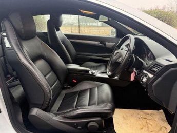 Mercedes-Benz E Class 3.0 E350 CDI V6 BlueEfficiency Sport G-Tronic Euro 5 2dr