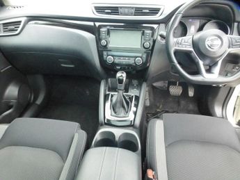 Nissan Qashqai 1.3 DIG-T N-Connecta DCT Auto Euro 6 (s/s) 5dr