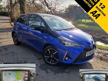 Toyota Yaris 1.5 VVT-h Blue Bi-Tone E-CVT Euro 6 (s/s) 5dr