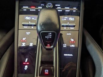 Porsche Cayenne 3.0 V6 E-Hybrid 14.1kWh TiptronicS 4WD Euro 6 (s/s) 5dr (3.6kW C
