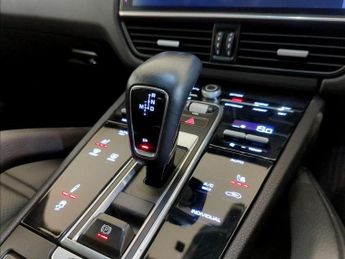 Porsche Cayenne 3.0 V6 E-Hybrid 14.1kWh TiptronicS 4WD Euro 6 (s/s) 5dr (3.6kW C