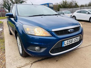 Ford Focus 1.6 TDCi DPF Titanium 5dr