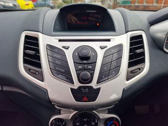 Ford Fiesta 1.4 Zetec 5dr
