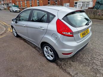 Ford Fiesta 1.4 Zetec 5dr