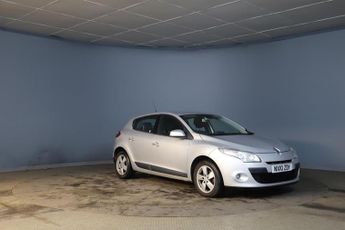 Renault Megane 1.6 16V Dynamique TomTom Euro 5 5dr