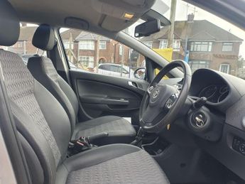 Vauxhall Corsa 1.4 16V SE Auto Euro 5 5dr
