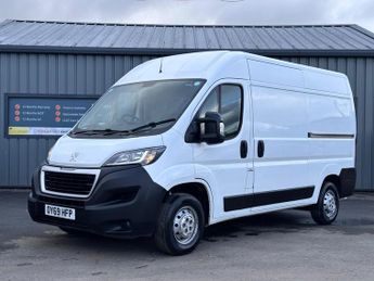 Peugeot Boxer 2.0 BlueHDi 335 Professional L2 H2 Euro 6 5dr