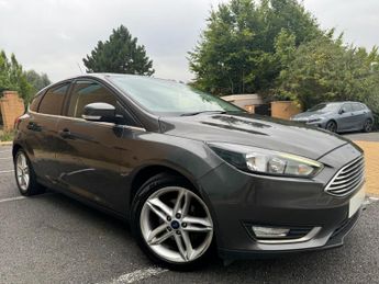 Ford Focus 1.0T EcoBoost Titanium Euro 6 (s/s) 5dr