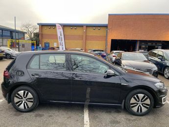 Volkswagen e-Golf 35.8kWh e-Golf Auto 5dr