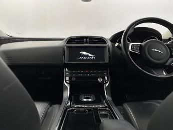 Jaguar XE 2.0i GPF Portfolio Auto Euro 6 (s/s) 4dr