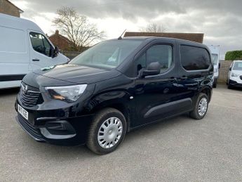 Vauxhall Combo 1.5 Turbo D 2000 Sportive L1 H1 Euro 6 4dr