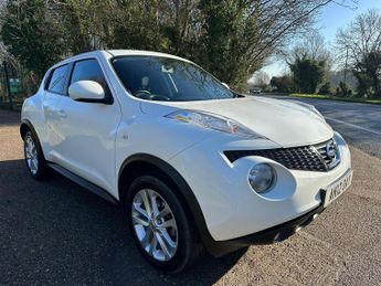 Nissan Juke 1.6 Acenta Premium Euro 5 (s/s) 5dr